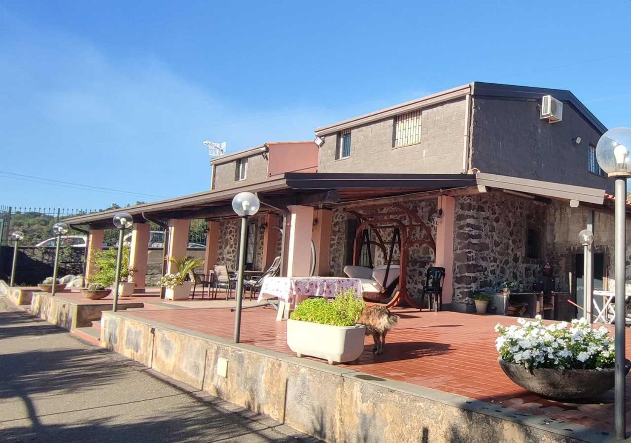 Peri Peri Etna Guest House Montargano Luaran gambar