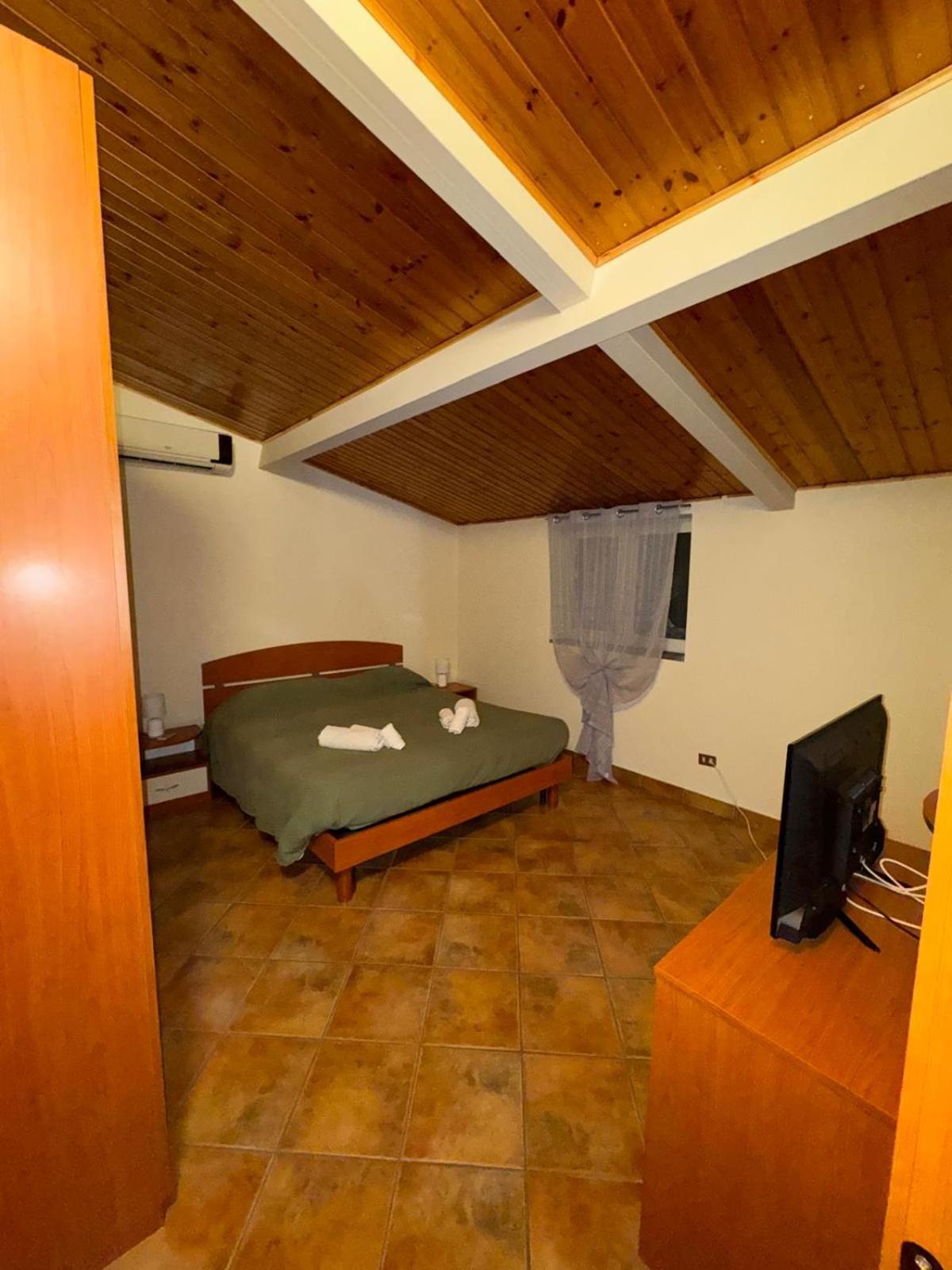 Peri Peri Etna Guest House Montargano Luaran gambar