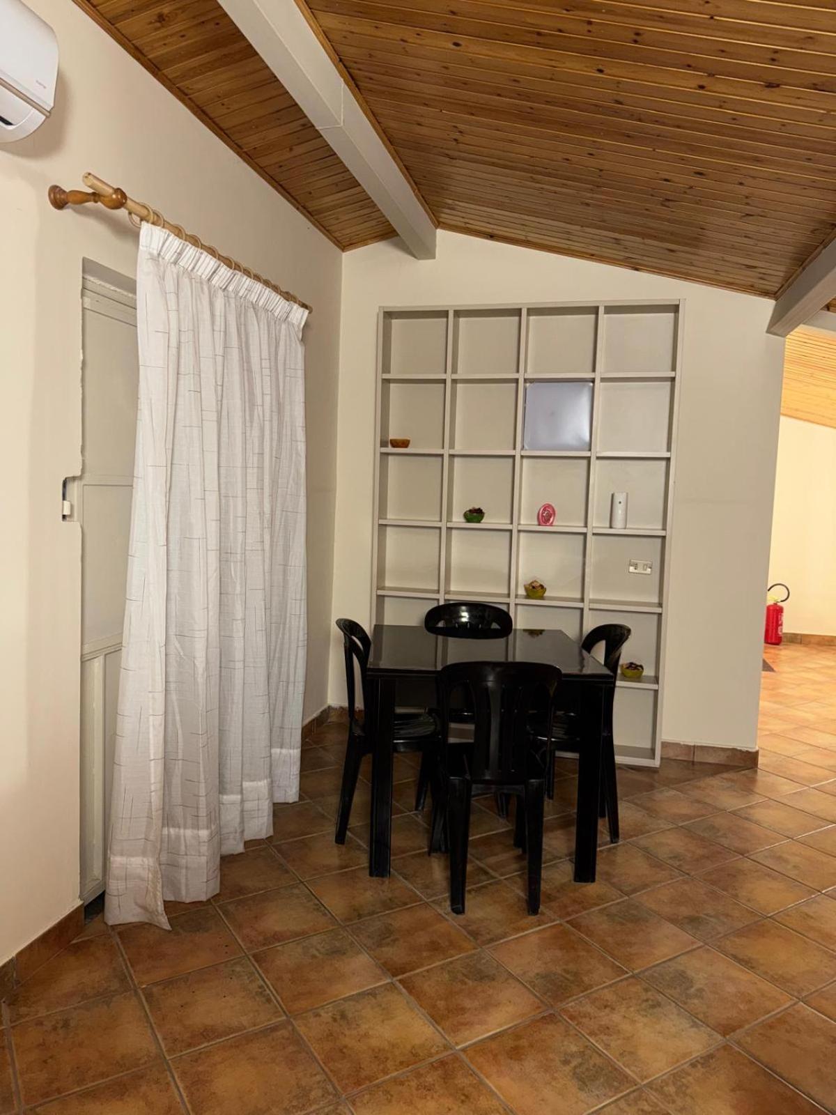 Peri Peri Etna Guest House Montargano Luaran gambar