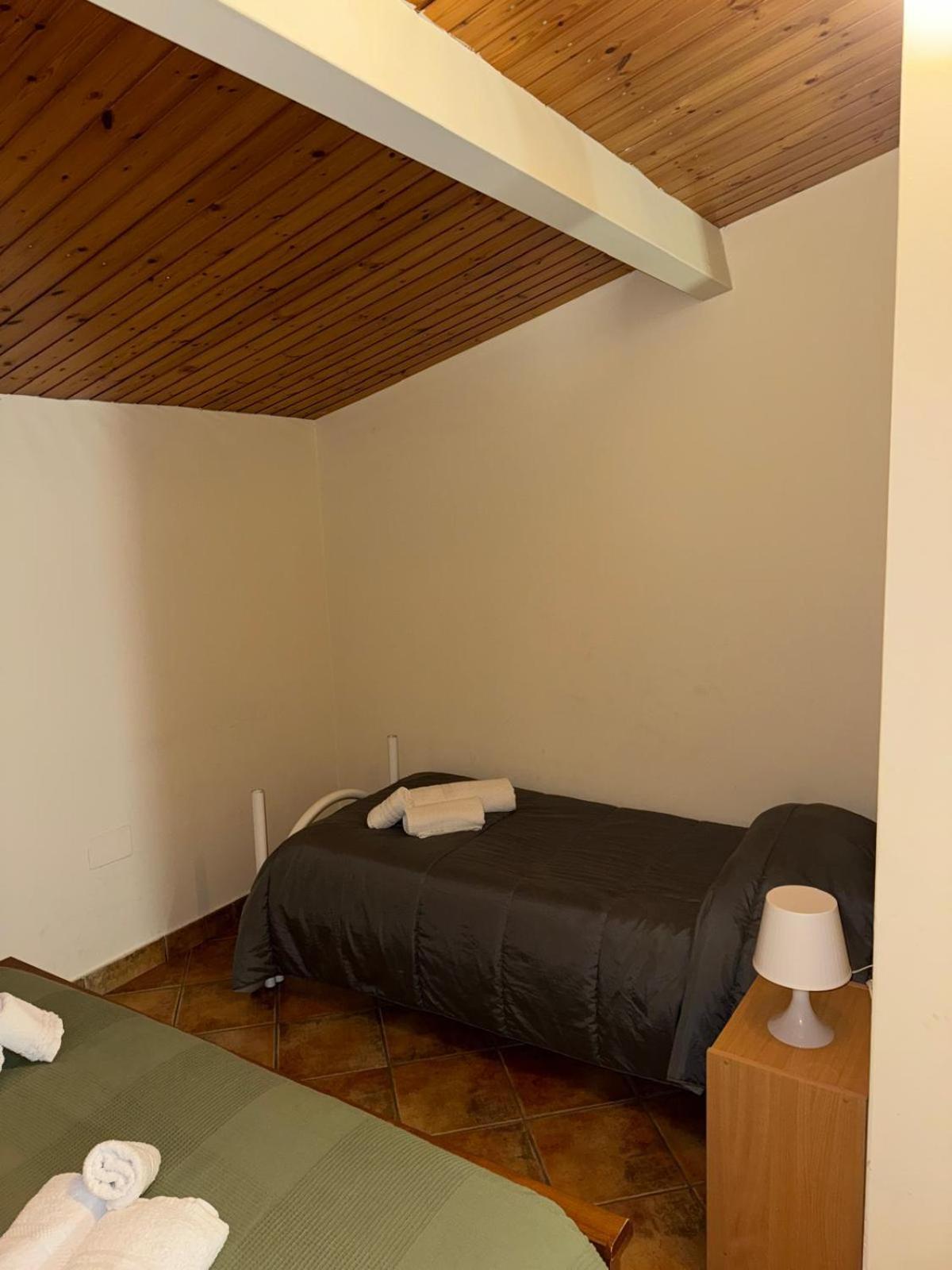 Peri Peri Etna Guest House Montargano Luaran gambar