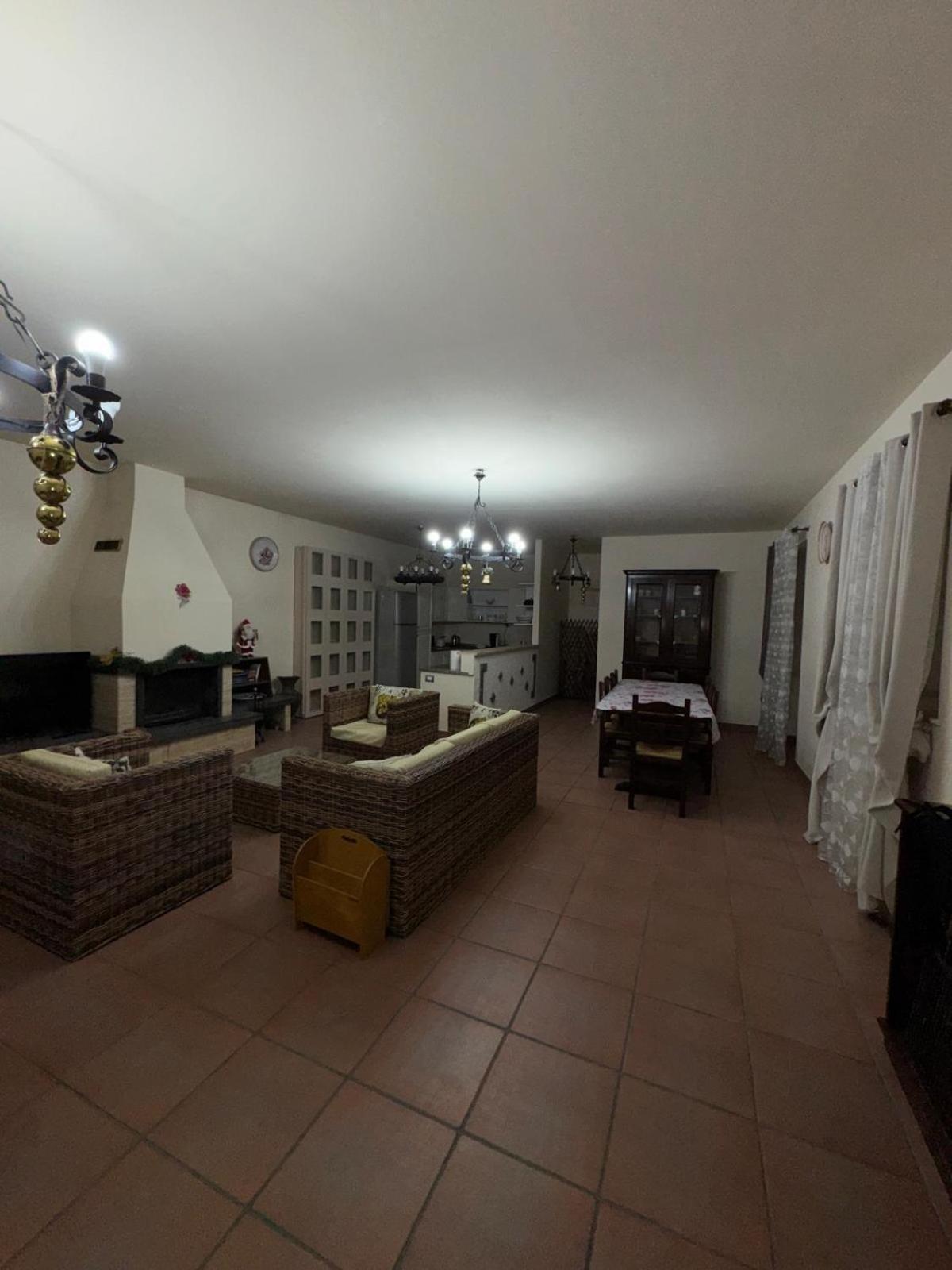 Peri Peri Etna Guest House Montargano Luaran gambar