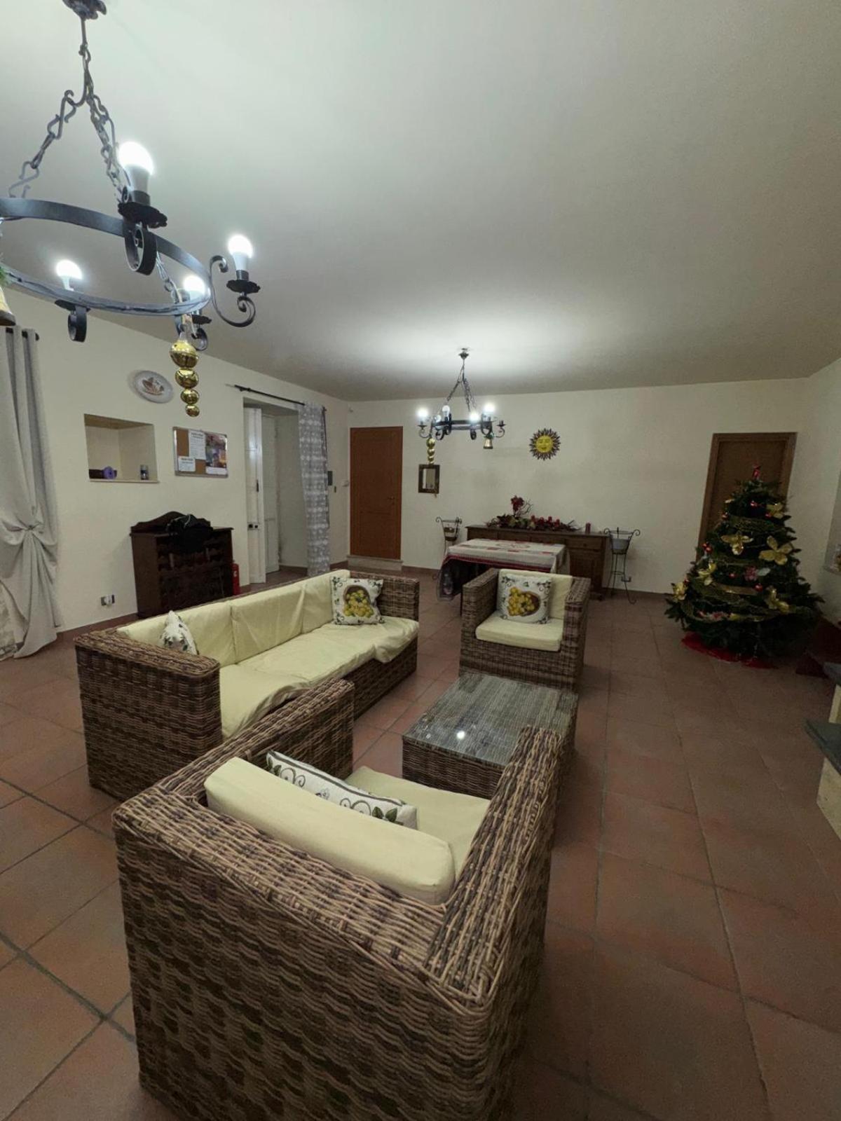 Peri Peri Etna Guest House Montargano Luaran gambar
